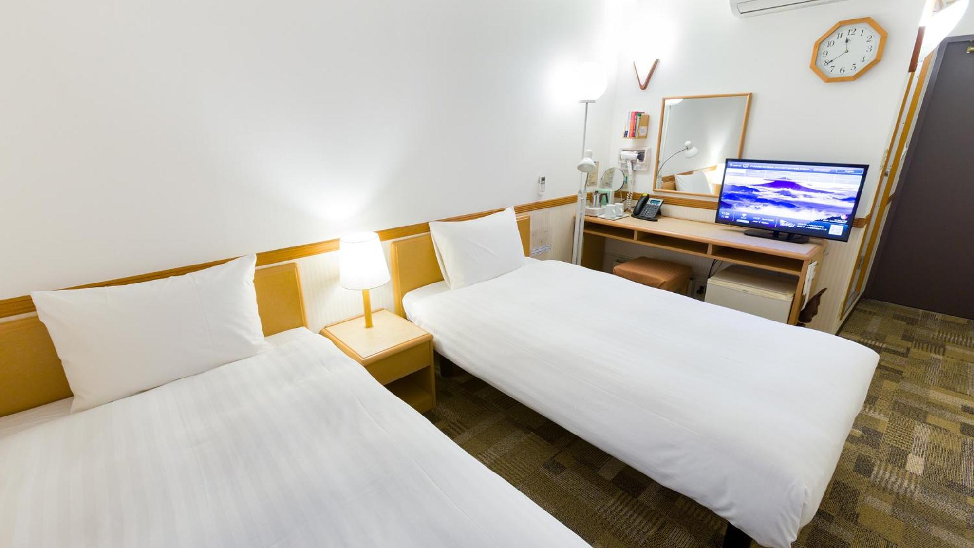 Toyoko Inn Naha Omoromachi Ekimae Room photo